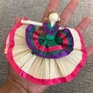 Cornhusk Mexican doll